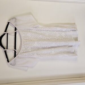No Boundaries Top Size XL White Lace Short Sleeves